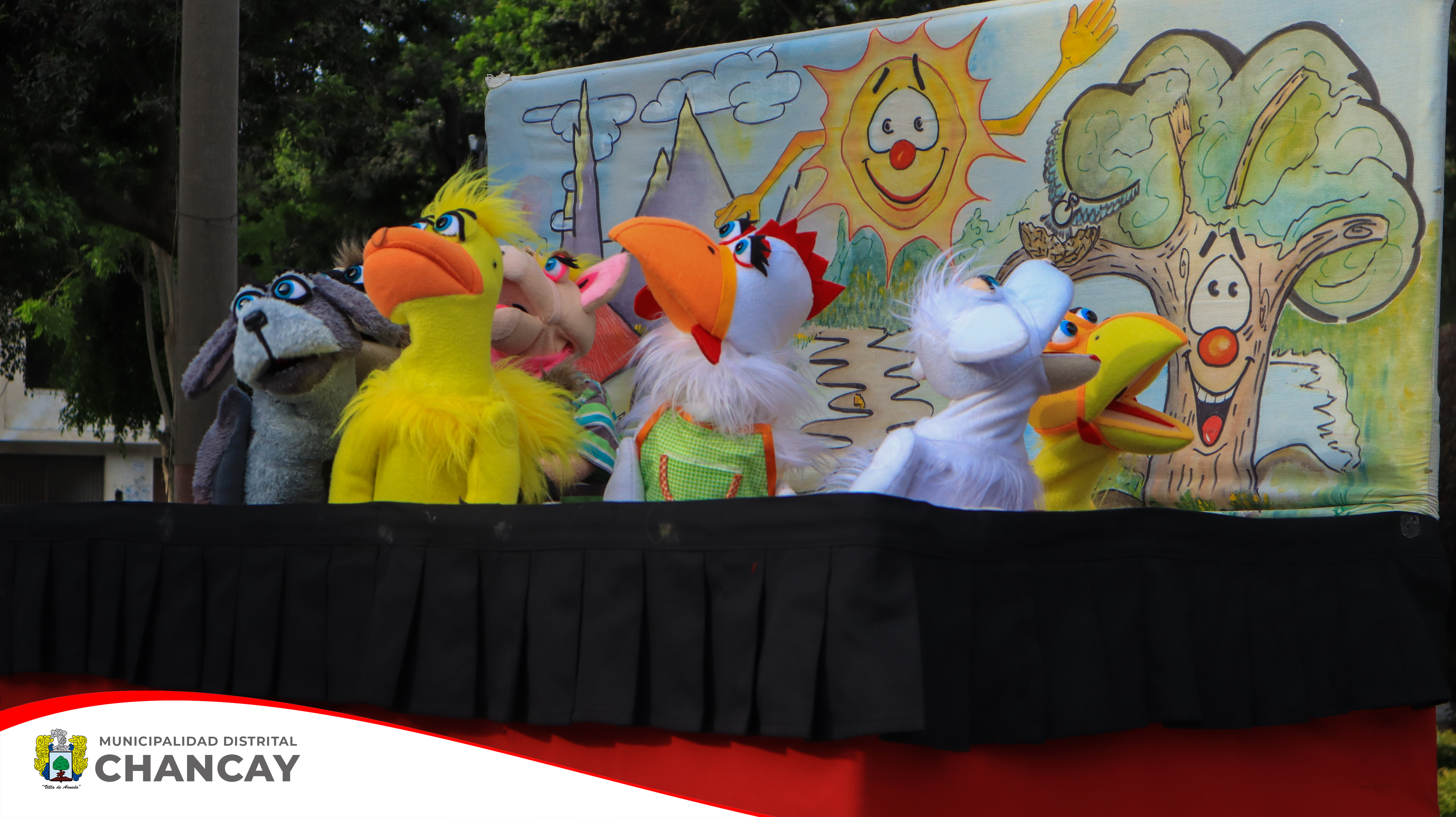 Estas presentaciones, diseñadas para deleitar a niños, jóvenes y adultos por igual, se han convertido en una tradición cultural imperdible en nuestra comunidad.