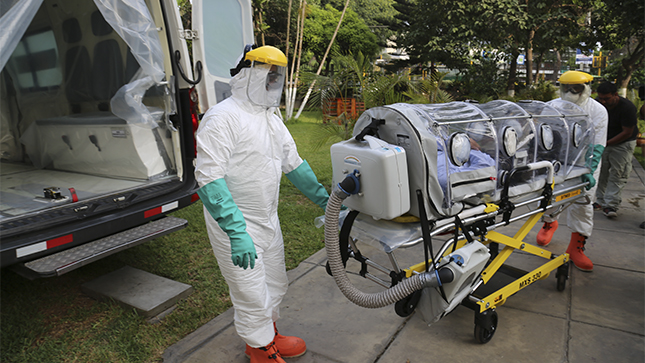 Samu preparado para realizar el traslado de pacientes con posible diagnóstico de Covid-19