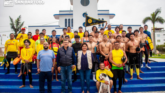 Así se vivió la graduación de la "X PROMOCIÓN HOPE" de la Escuela Municipal de Socorrismo LOBOS DEL SUR