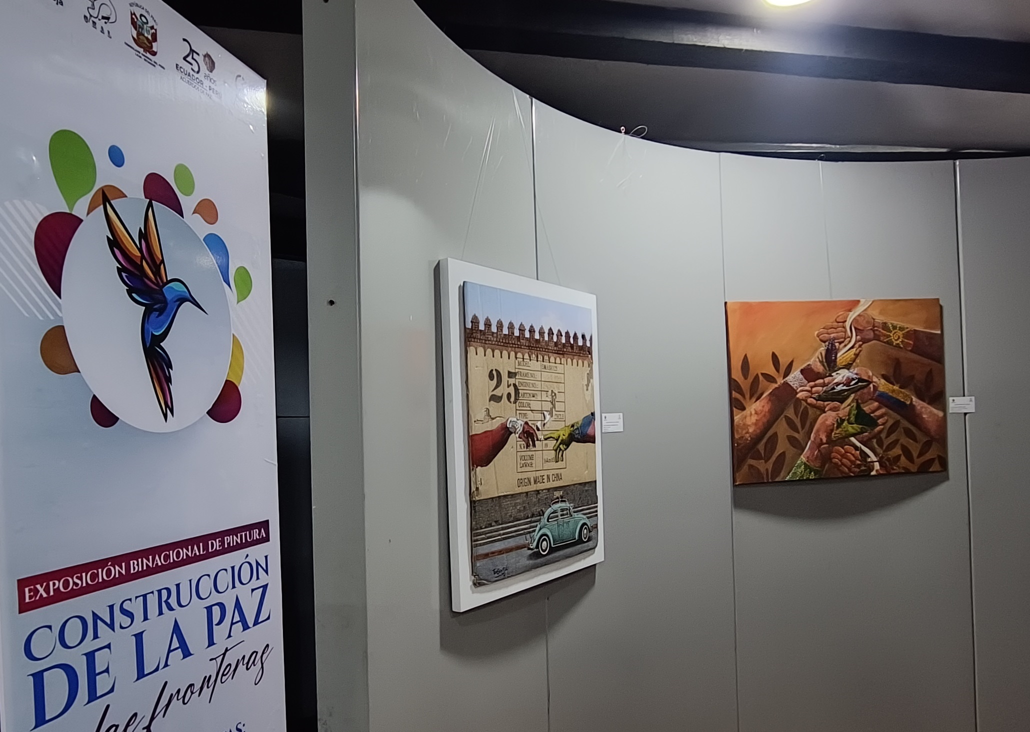 Artistas plásticos peruanos presentes en Exposición Binacional de Pintura en Loja - Ecuador