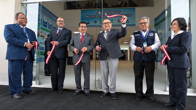 Minsa inauguró en Chorrillos edificio para la investigación y vigilancia de las enfermedades