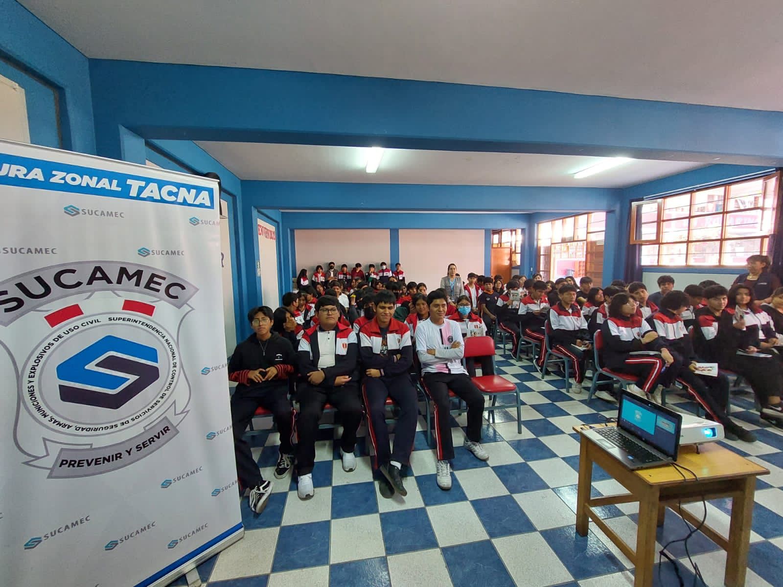 Tacna: Cerca de 2 mil escolares recibieron las charlas de sensibilización “Sucamec va a tu cole: Las armas no son un juego”