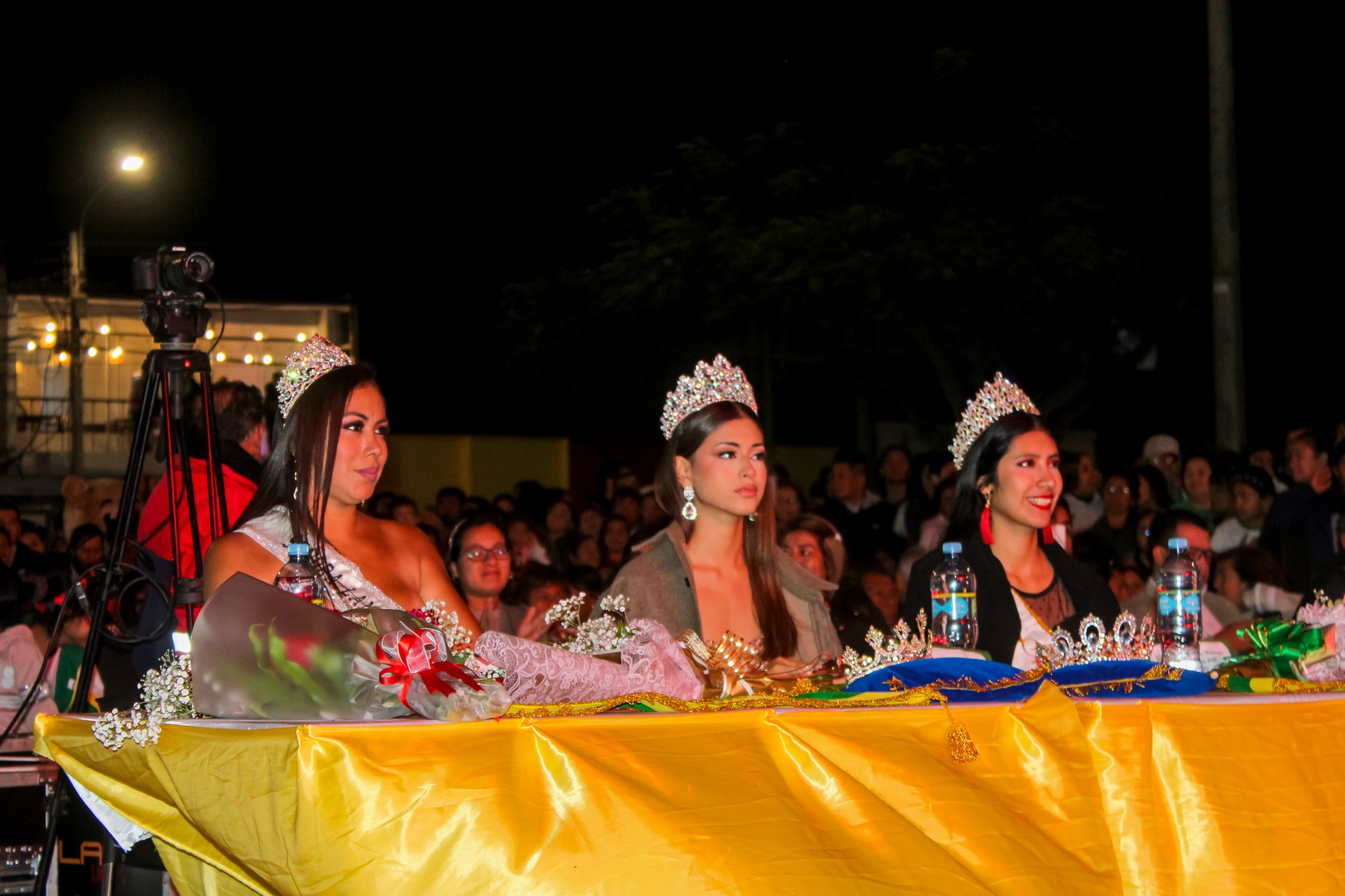 La Municipalidad de Reque felicita a las nuevas reinas de belleza y les desea un exitoso mandato. Asimismo, agradece a todas las candidatas por su participación y compromiso con el distrito.
