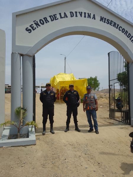 Policias Y Serenos Garantizan Seguridad En Cementerios.