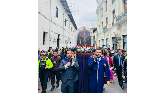 Consulado General del Perú en Quito Señor de los Milagros
