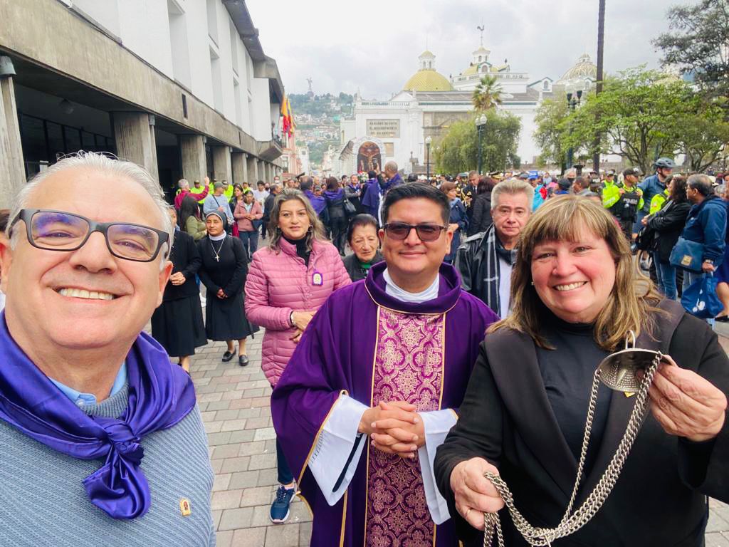 Consulado General del Perú en Quito Señor de los Milagros