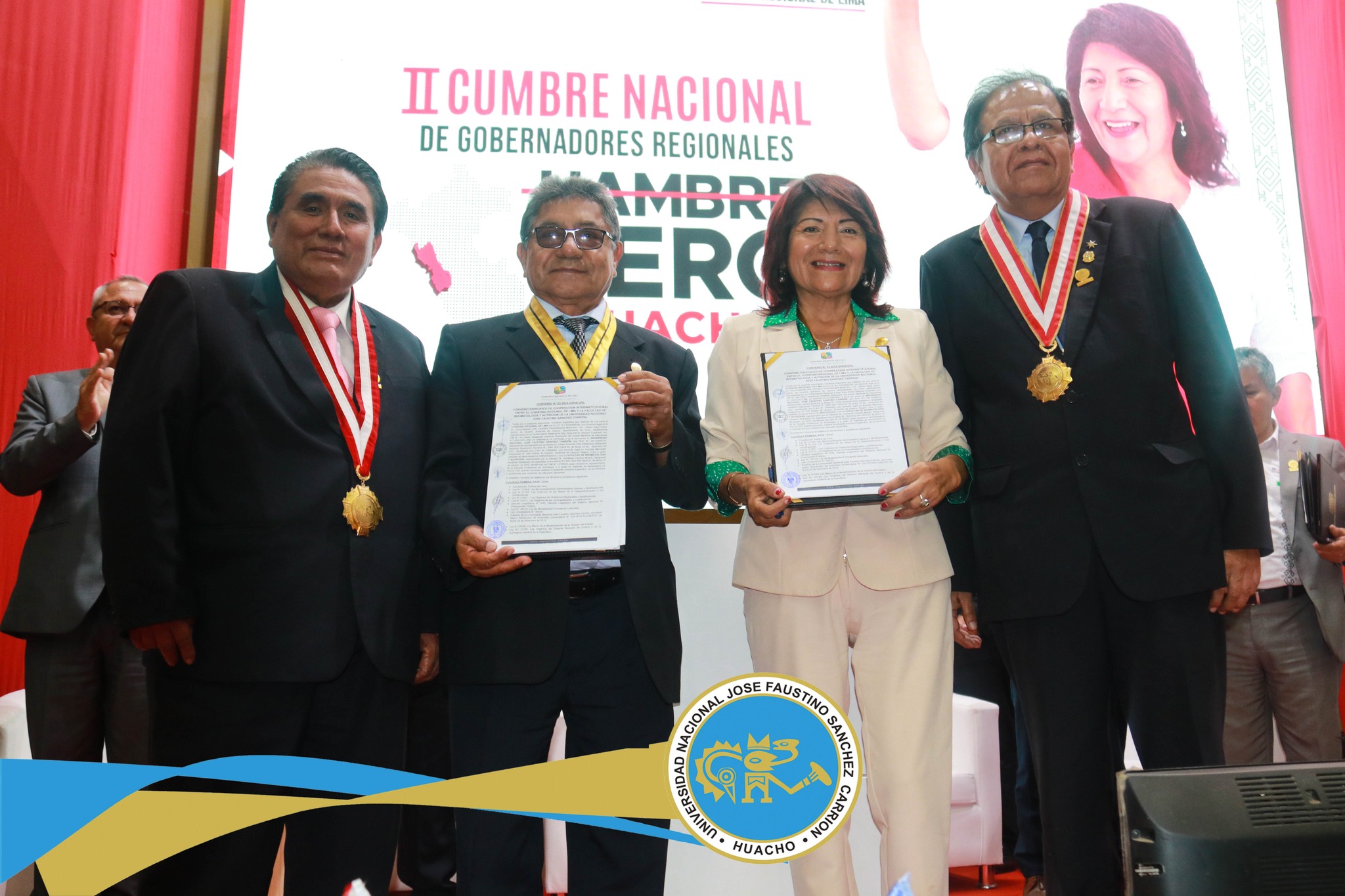 El rector de la Universidad Nacional José Faustino Sánchez Carrión, Dr. César Díaz Valladares y el vicerrector Académico, Dr. Javier Hijar Guzmán participaron de la apertura de la II Cumbre Nacional de Gobernadores Regionales “Hambre Cero”.