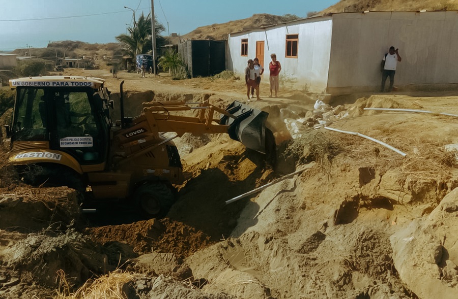 Mejoramos vías de acceso y descolmatamos quebrada