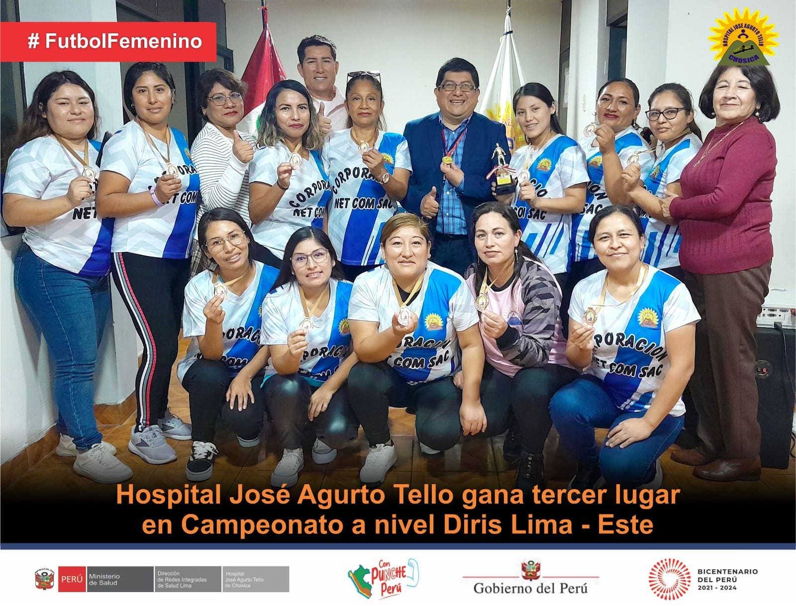 Equipo de fútbol femenino de la institución quienes ocuparon el tercer lugar en el XX Campeonato de Trabajadores de la DIRIS Lima - Este".