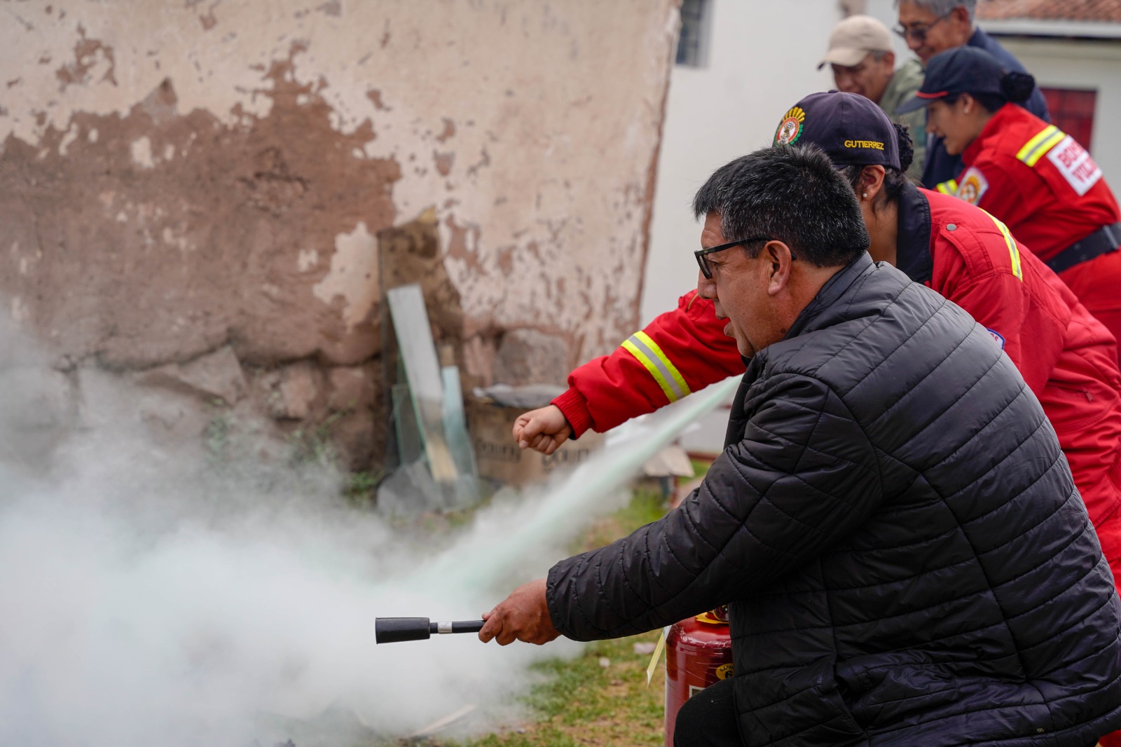 Con éxito se realizo el Taller Presencial en Primeros Auxilios, Amago de Incendios y Otros