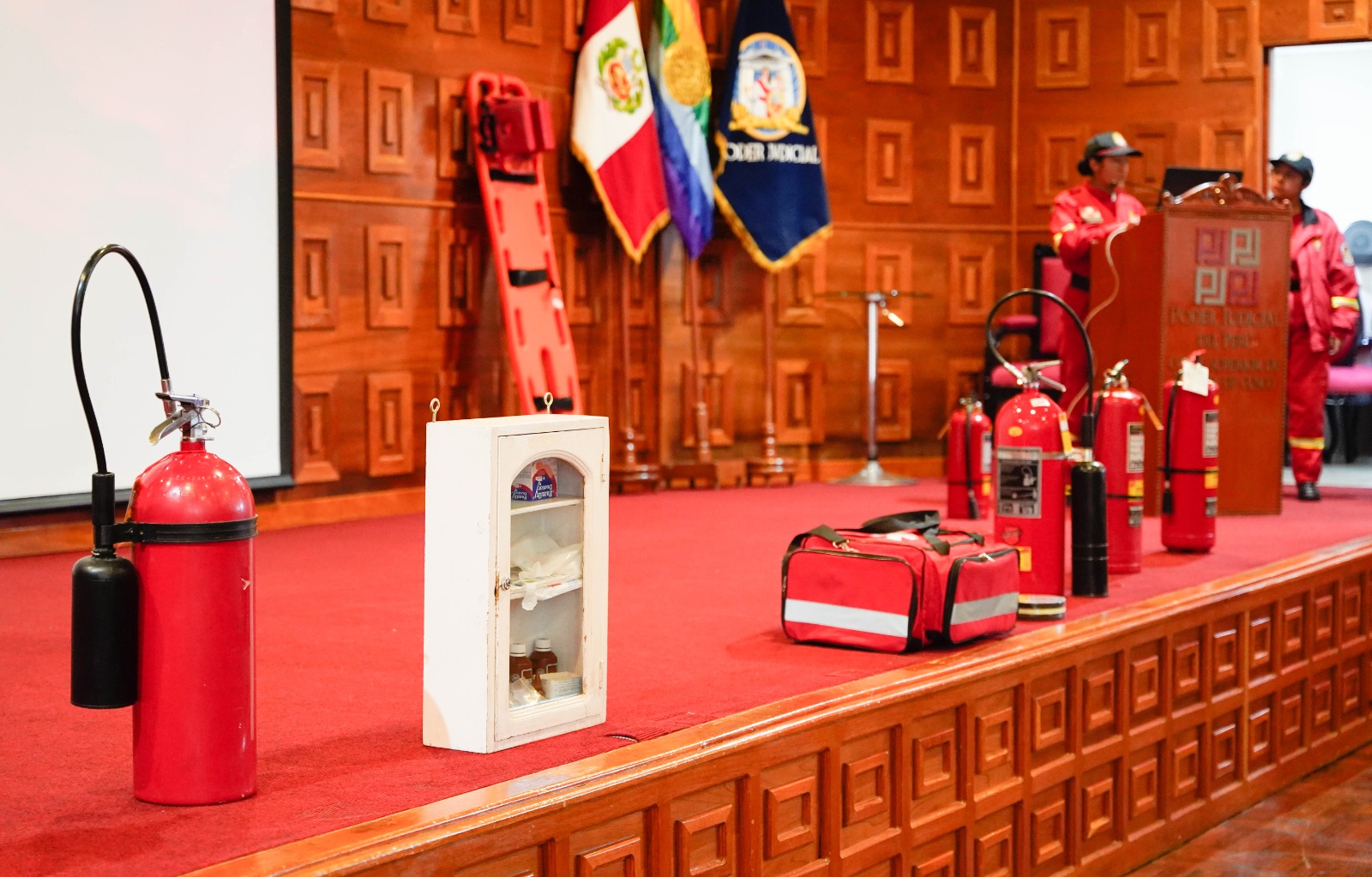 Con éxito se realizo el Taller Presencial en Primeros Auxilios, Amago de Incendios y Otros