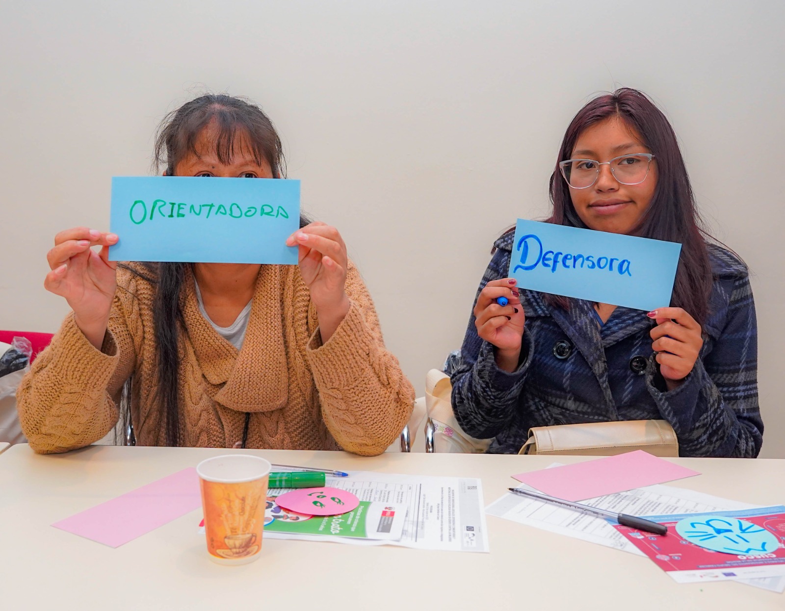 Lideresas Comunitarias reciben importante taller de capacitación para unificar criterios en la ruta de atención en casos de violencia