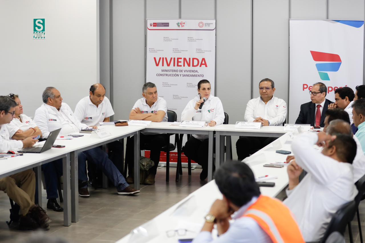 Ministra de Vivienda instala mesa de trabajo que definirá solución al abastecimiento de agua en Talara