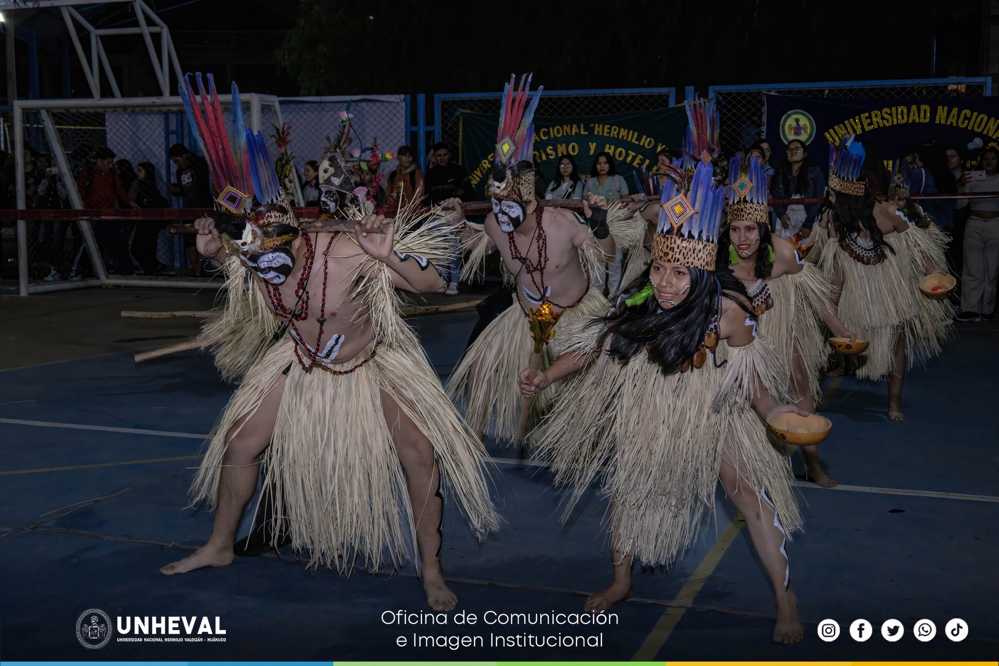 Explosión regional en el Festival de Danzas Folclóricas de la UNHEVAL