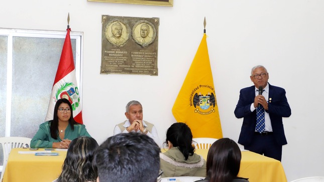 Reunión de la Plataforma Provincial de Defensa Civil para el desarrollo del Simulacro Multipeligro Nocturno para este 06 de noviembre