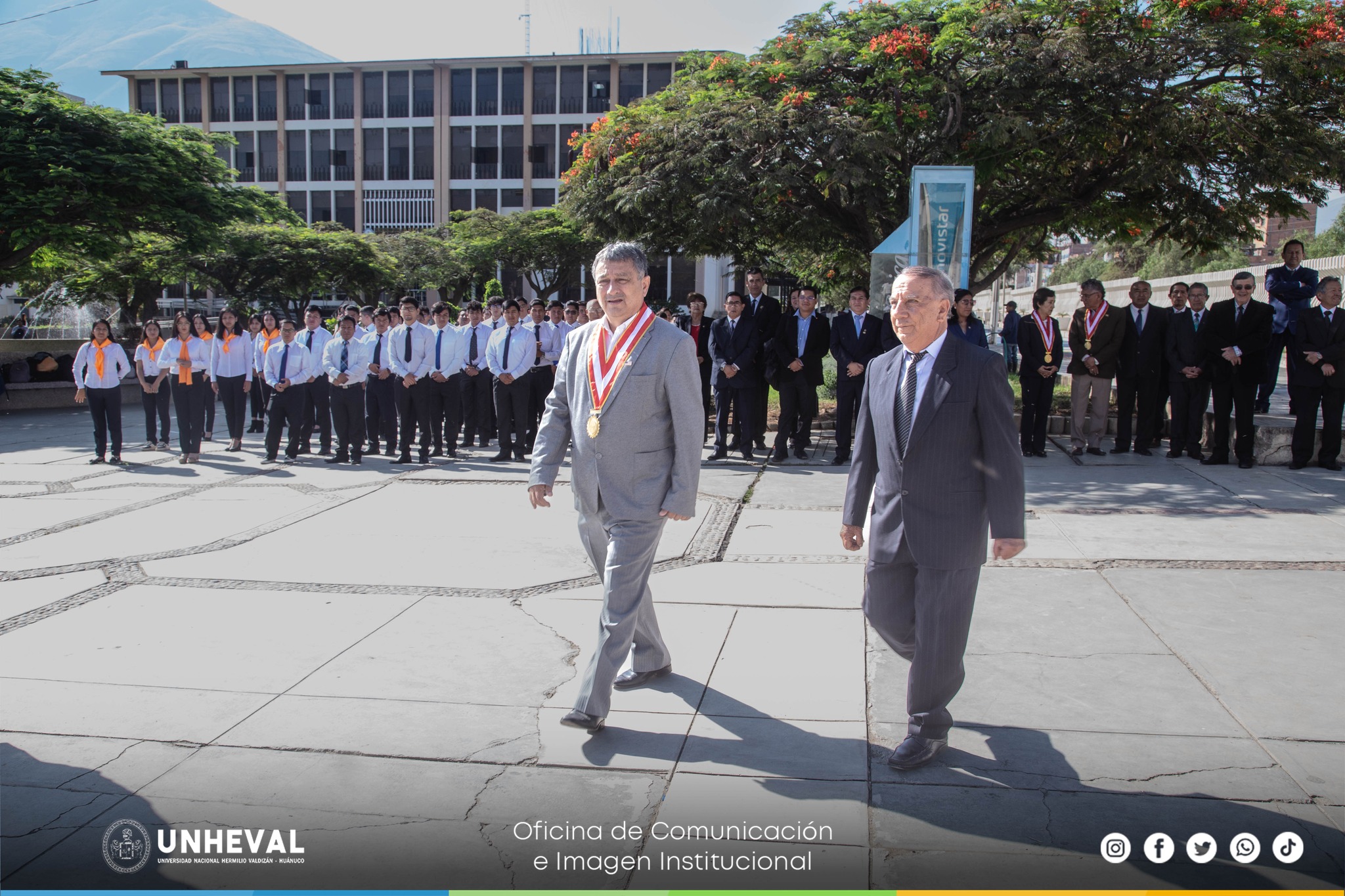 Celebrando el XLIV Aniversario de la Facultad de Ingeniería Industrial y de Sistemas de la Universidad Nacional Hermilio Valdizán