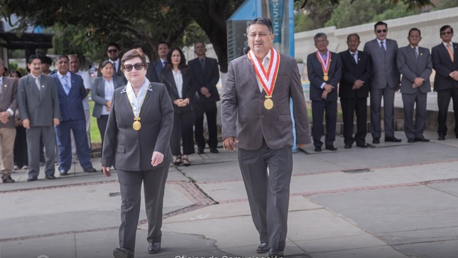 LX Aniversario de la Escuela Profesional de Ciencias Administrativas: Celebración de tradición y excelencia