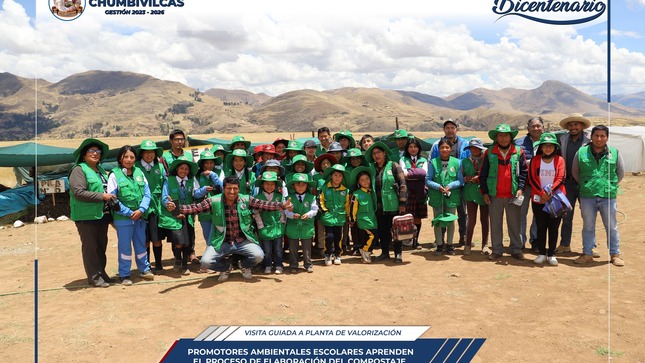 Promotores Ambientales Escolares (PAE) aprenden el proceso de elaboración del compostaje