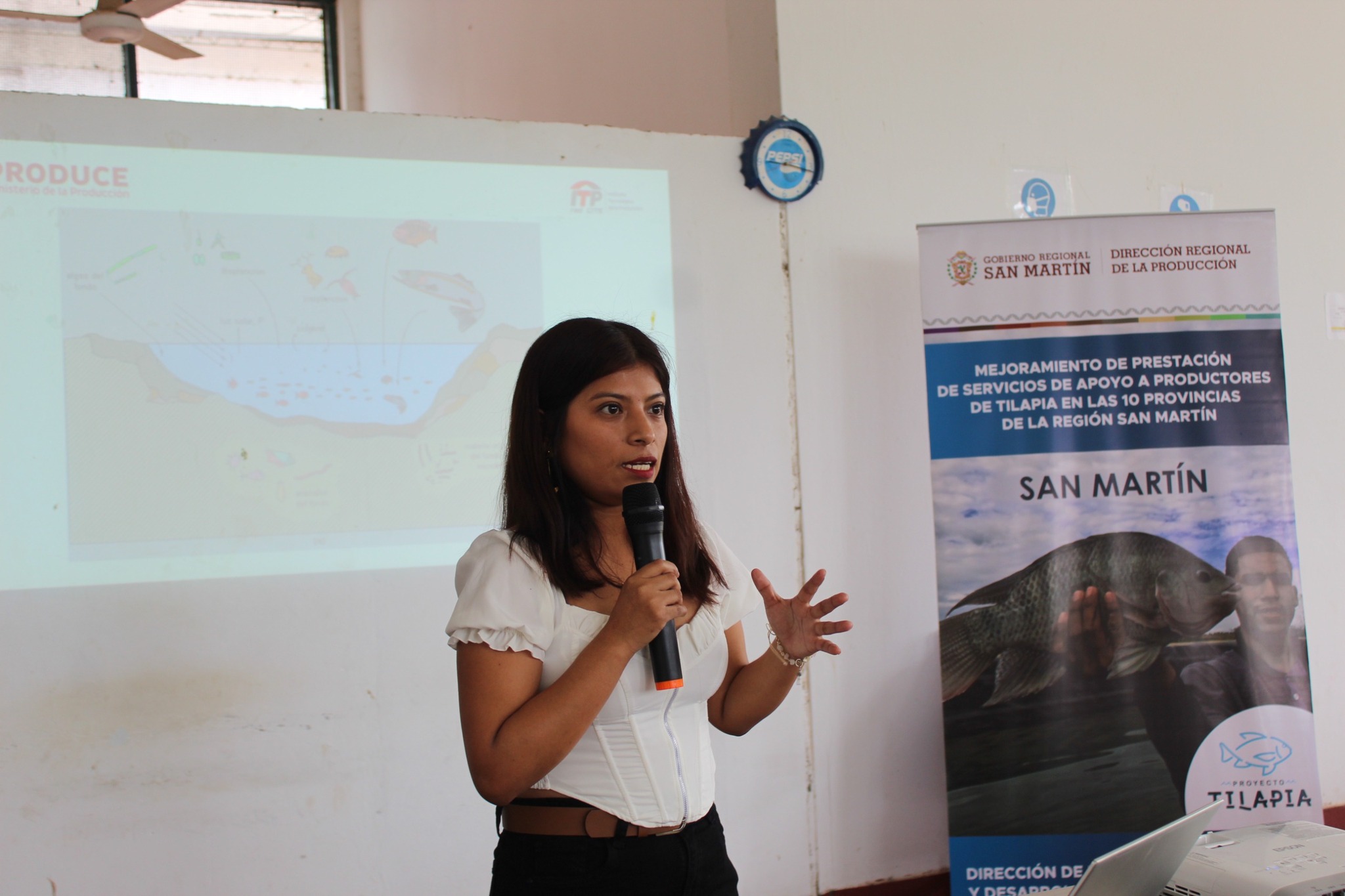 Ing. Pesq. Ethy Peña, ponente del taller