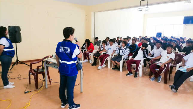 La DRTPE Piura realizó Charla sobre "Servicio de Orientación Vocacional e Información Vocacional e Información Ocupacional” en Paita