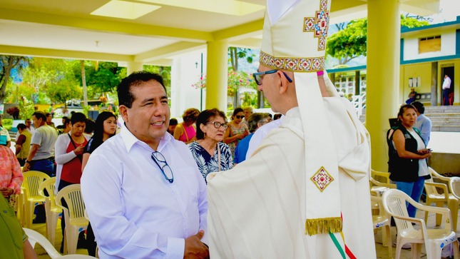 Conmovedora celebración de la santa misa en el cementerio general de Quillabamba