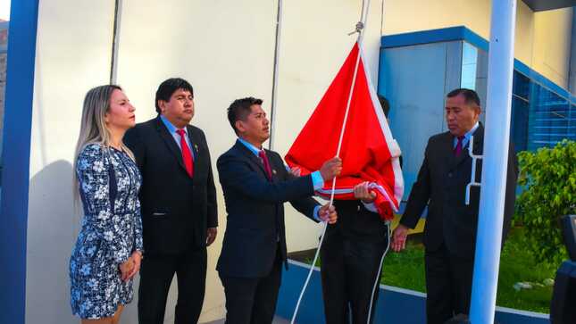 GRT realiza ceremonia de lunes cívico 