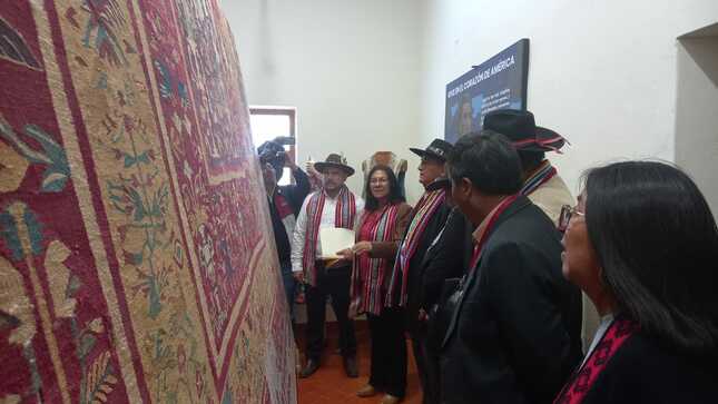  Ministerio de Cultura restauró y entregó alfombra de casa de Túpac Amaru
