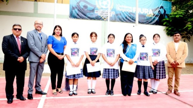 GORE reconoce a alumnas adolescentes de la región que participarán de expedición a la NASA