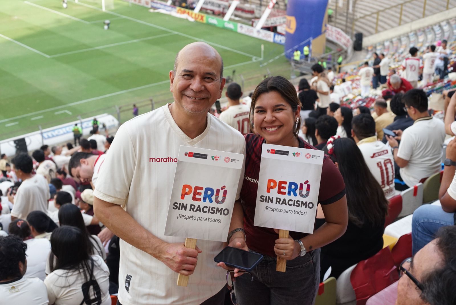 #PerúsinRacismo se hizo presente en la primera final del torneo de la Liga 1