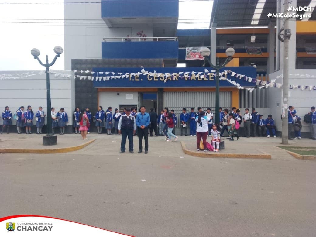 Este plan integral tiene como objetivo principal asegurar la seguridad de los estudiantes no solo durante su entrada a la escuela, ¡sino también en su salida!