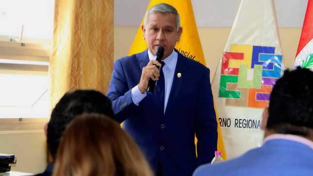 Alcalde Cárdenas expone prioridades ante Comisión de Presupuesto del Congreso en visita a Huaral