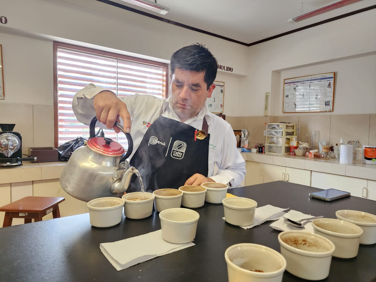 Procedimiento para realizar el Análisis sensorial de café.