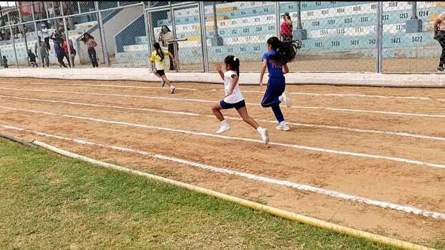 Municipalidad Realiza Campeonato Regional De Atletismo