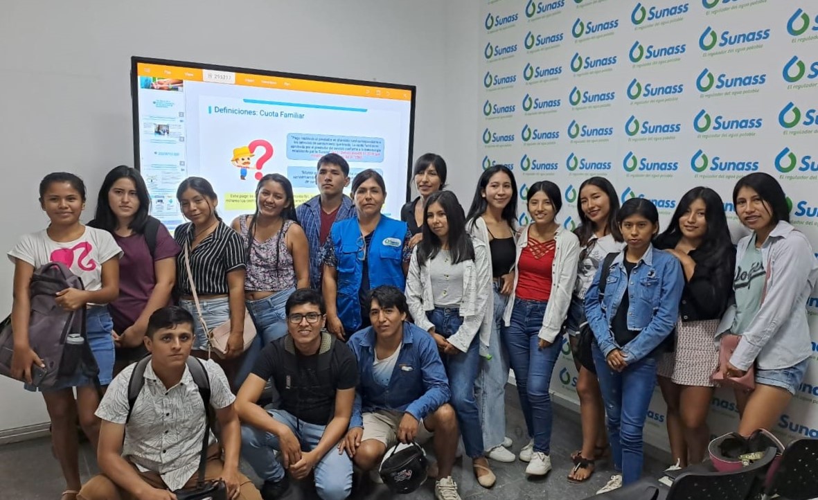 Sunass capacita a universitarios