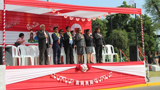 Desfile Cívico Escolar por los 202° Aniversario de la Independencia del Perú