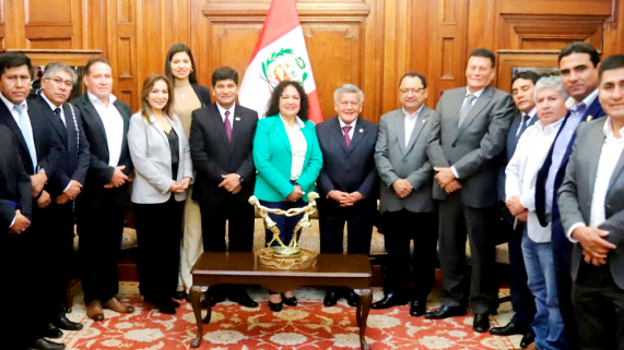 Gobernador Luis Neyra expone ante Congreso demanda adicional de inversiones en Piura para el 2024