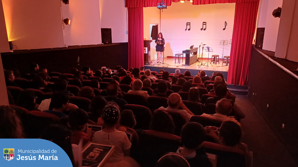 #ActividadCultural | 🎶 Agradecemos a todos los asistentes al Octavo Recital de Piano de Fréderic Chopin 🎹 en el auditorio de nuestro Centro Cultural.

👀 Para conocer todas las actividades culturales que la Municipalidad de Jesús María tiene para ti, mándanos un WhatsApp al 📲 950347545 https://wa.link/a1lbi4