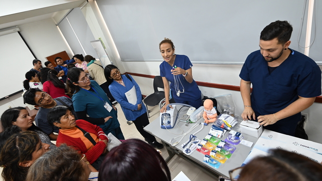 INSN capacita a pediatras de todo el país en taller de ventilación mecánica