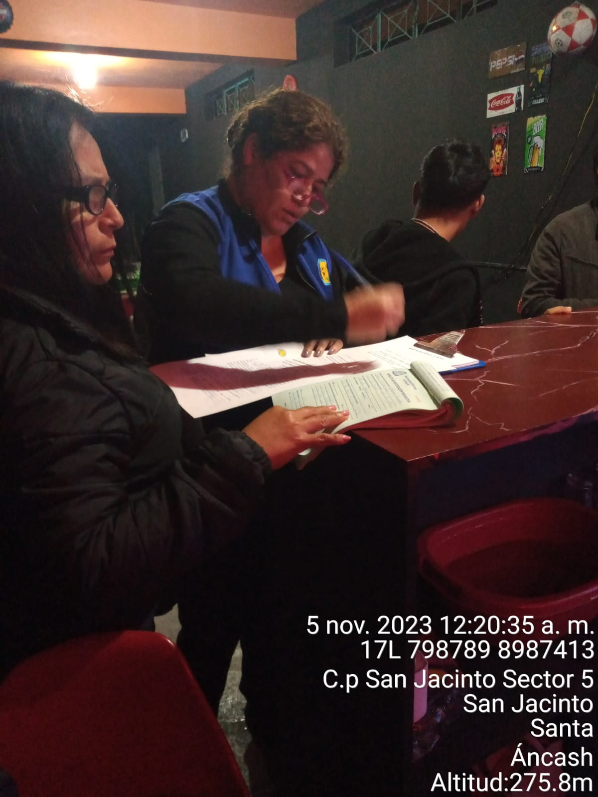 Clausuran locales