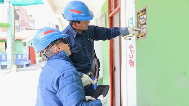 ELECTROCENTRO realiza inspección de instalaciones eléctricas en diez Instituciones Educativas