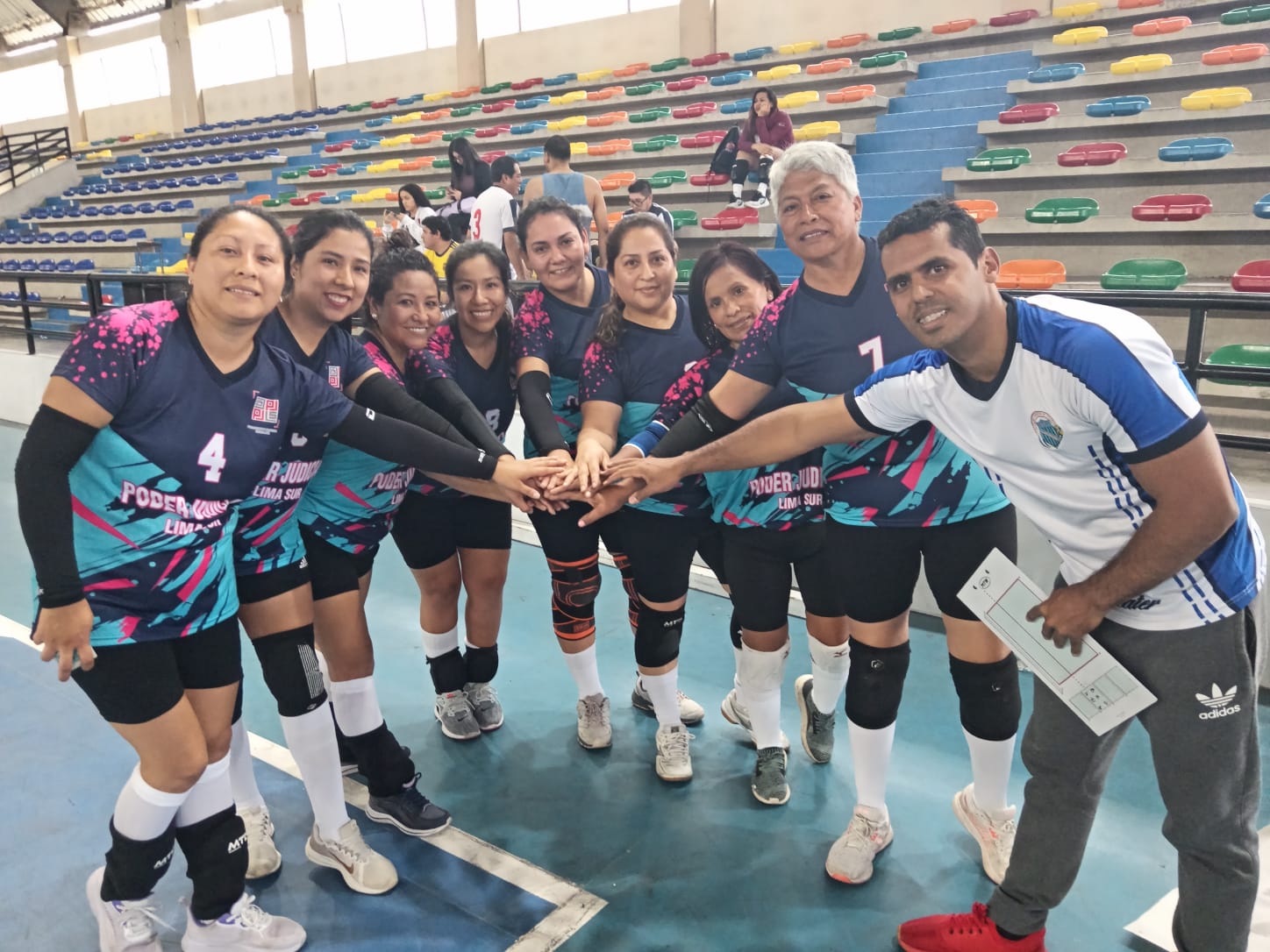 GRAN PARTICIPACIÓN DE NUESTRO EQUIPO DE VÓLEY MIXTO EN LOS XXI JUEGOS DEPORTIVOS LABORALES 2023
