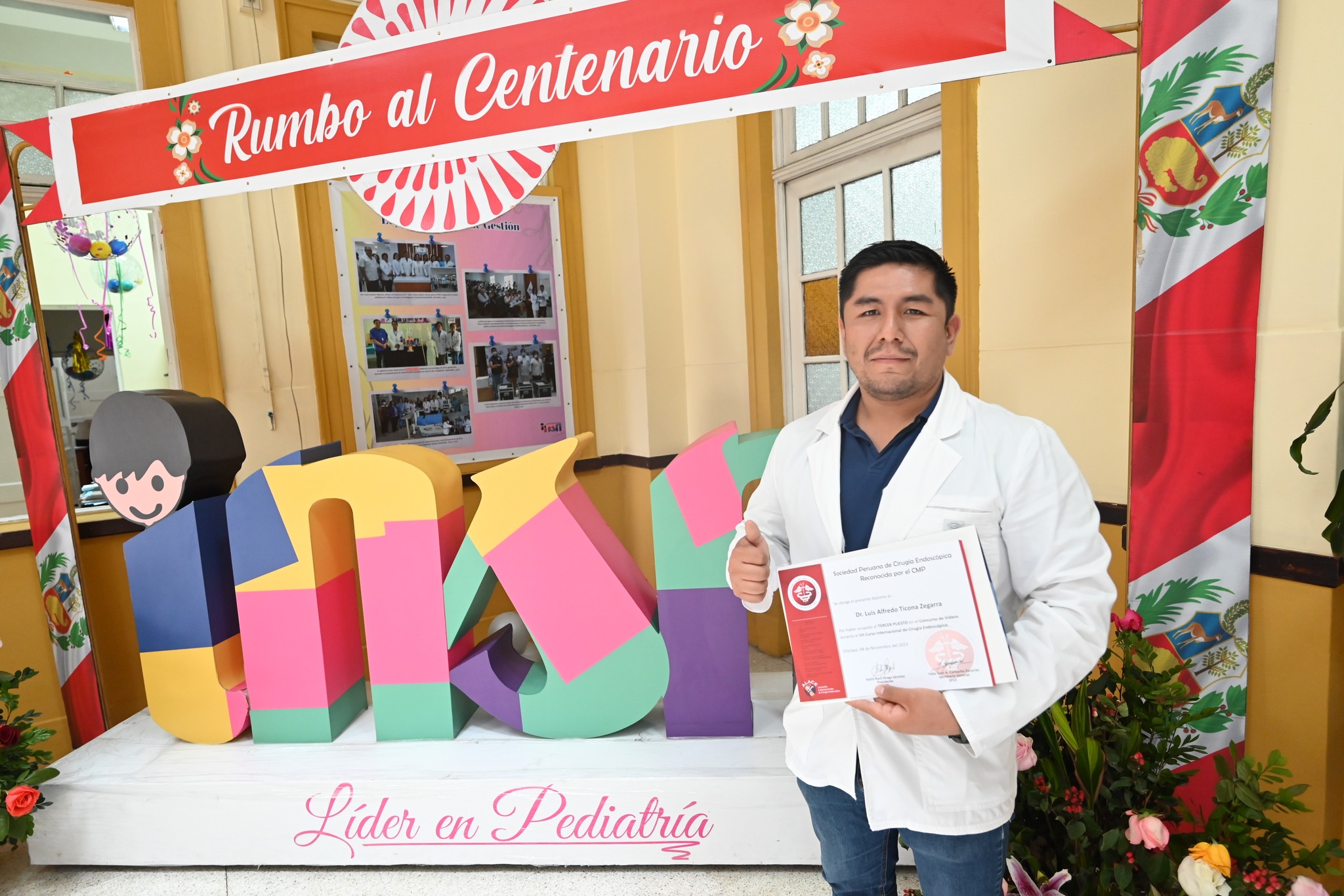 INSN: Dr. Ticona sube al podio por extirpar tumor de niño de 2 años sin realizar cortes ni generar cicatriz