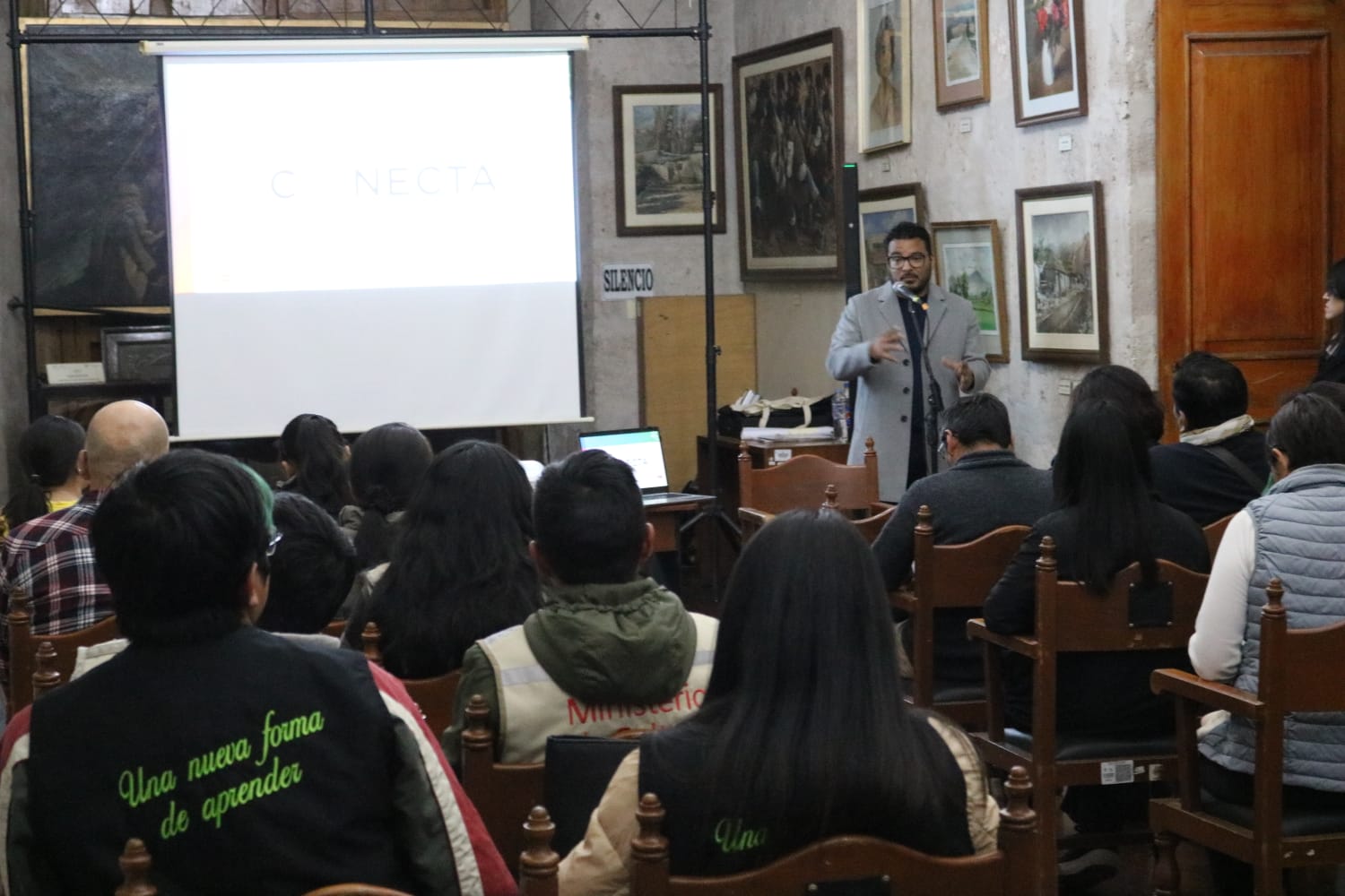 Ministerio de Cultura ofrecerá talleres y charlas sobre el ecosistema del libro y la lectura