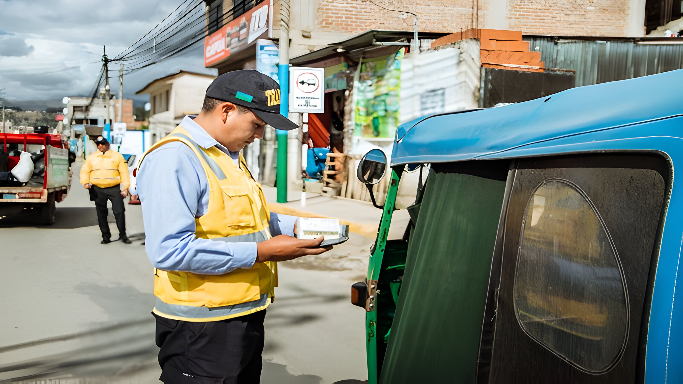 OPERATIVO DE TRÁNSITO A VEHÍCULOS DE TRANSPORTE PÚBLICO.