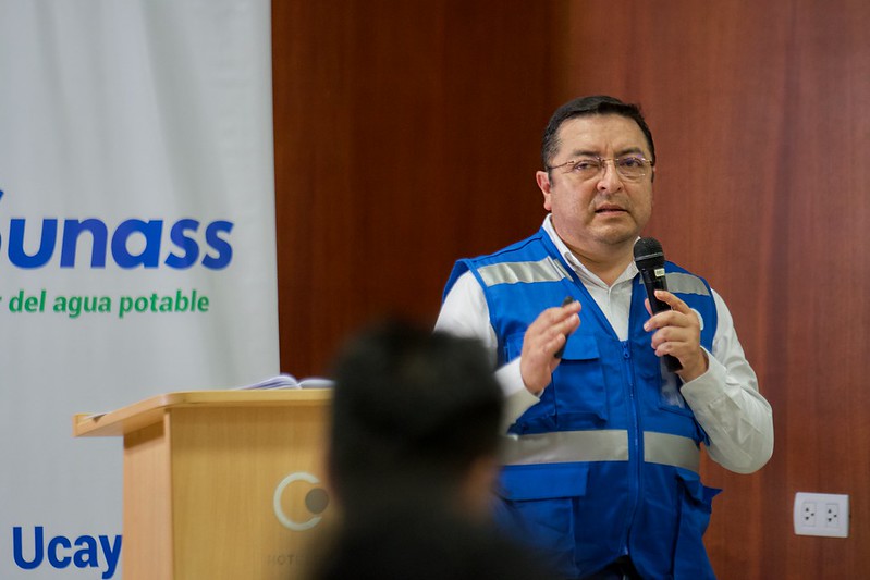 Sunass presenta publicaciones