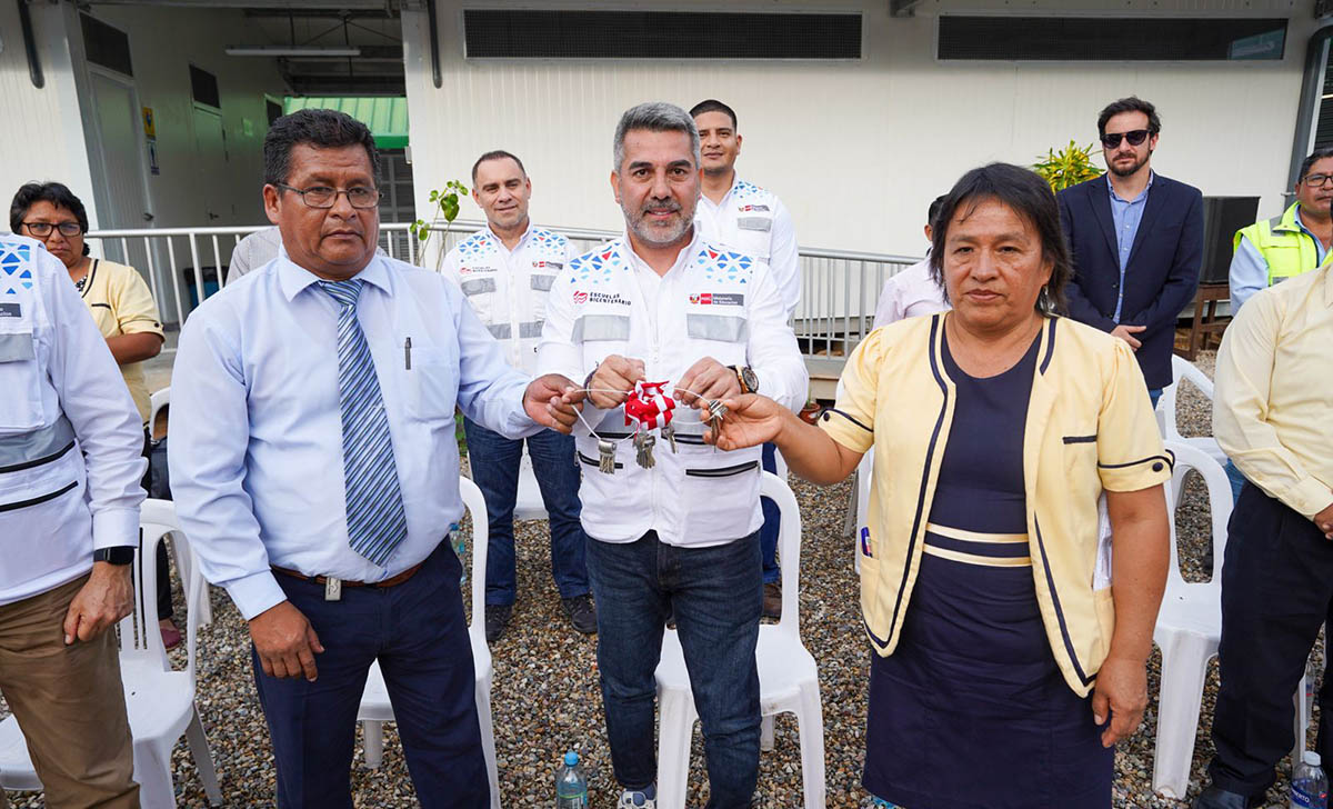 Escuelas Bicentenario entregó escuela temporal para la IE Fernando Carbajal en Padre Abad