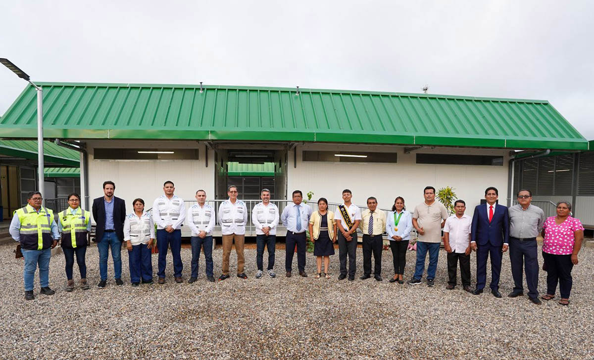 Escuelas Bicentenario entregó escuela temporal para la IE Fernando Carbajal en Padre Abad