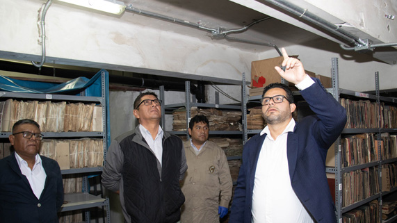 Ricardo Moreau Heredia, recibió la visita del Decano del Colegio de Historiadores de la Departamental de Lima, Freddy Campos Naupari