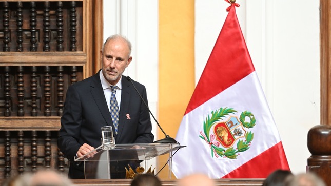 Canciller hablando en presentación de lineamientos.