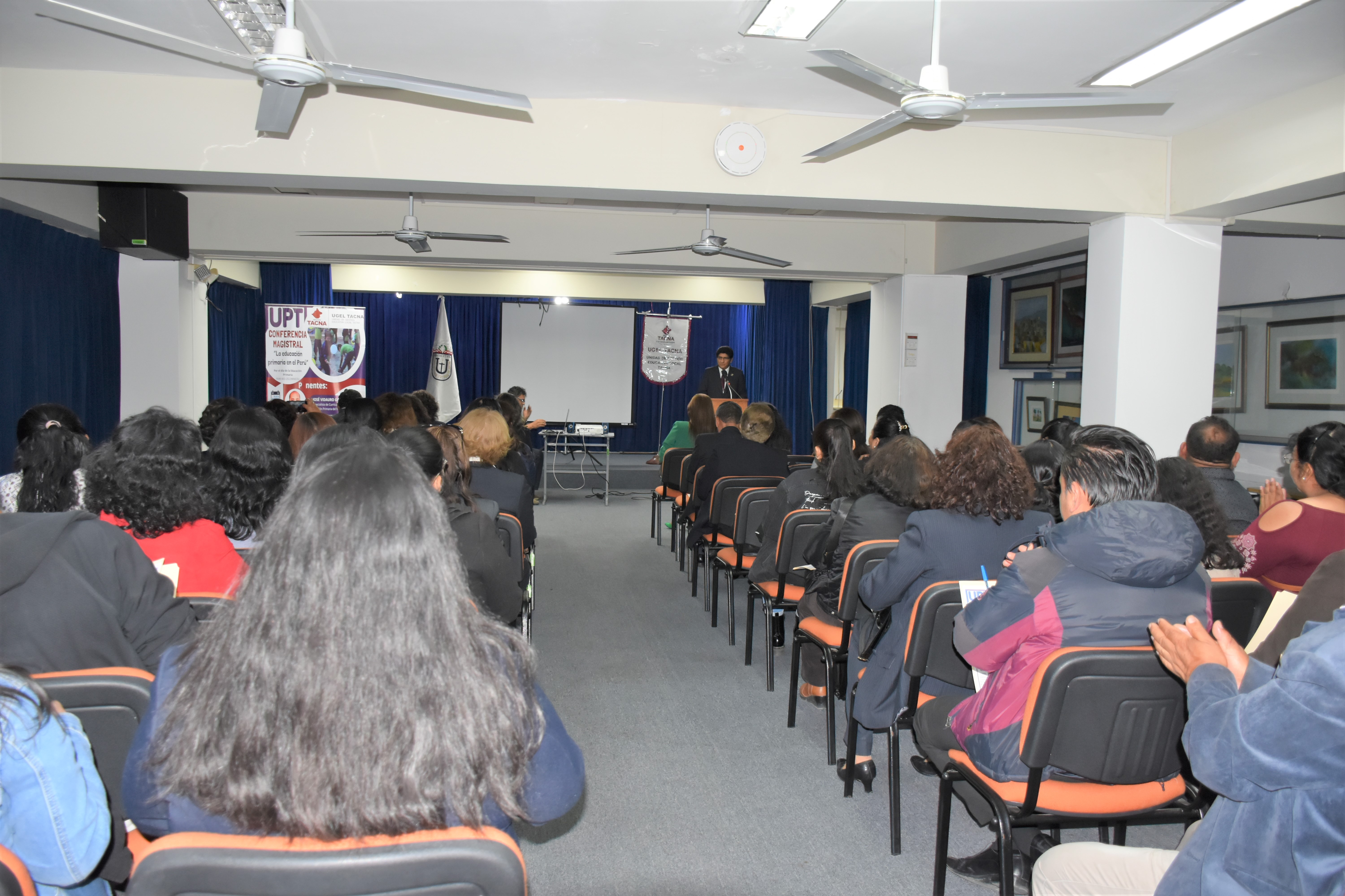 Archivo JPG de conferencia